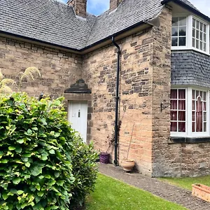 Habitación en casa particular Private In Charming Detached House In Newington, Edimburgo